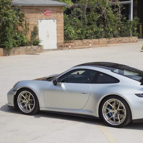 dekawrap-gloss-arctic-silver-rb27-hd-vinyl-wrap-vinyl-wrap-craft-film-car-wraps-003